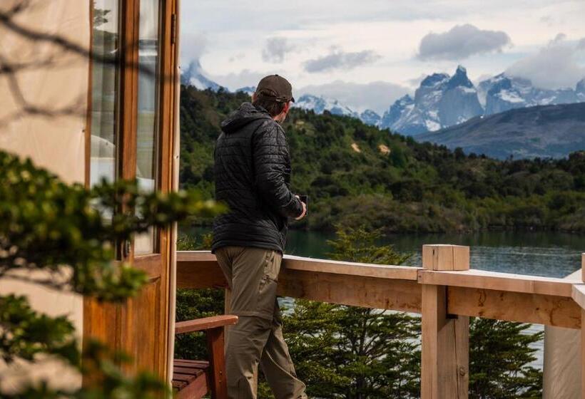 هتل Patagonia Camp