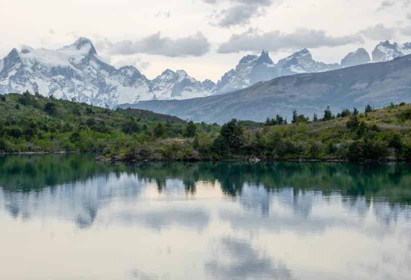 هتل Patagonia Camp