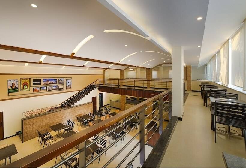 ホテル Priyadarshini Classic