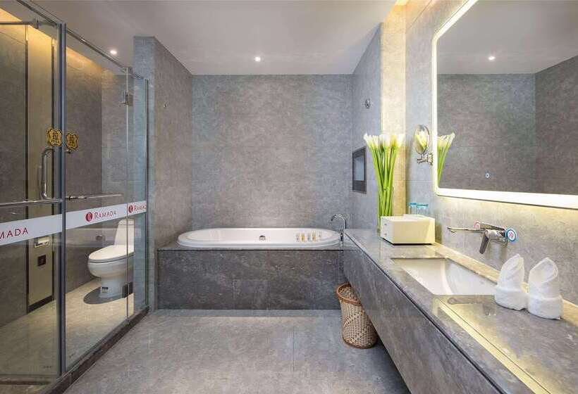 בית מלון כפרי Ramada Shenzhen Baoan