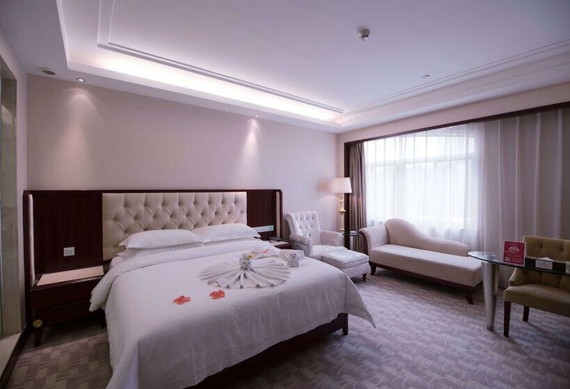 בית מלון כפרי Ramada Shenzhen Baoan