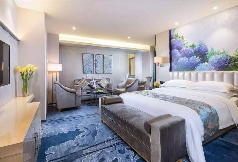 ホテル Ramada Shenzhen Baoan
