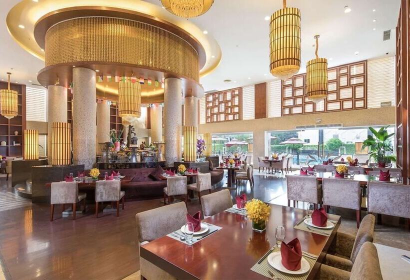 בית מלון כפרי Ramada Shenzhen Baoan