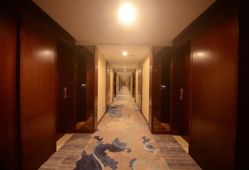 בית מלון כפרי Ramada Shenzhen Baoan