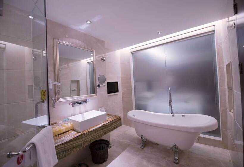 בית מלון כפרי Ramada Shenzhen Baoan