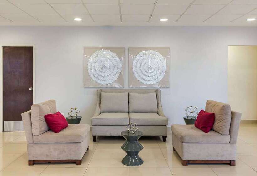 Hotel Sleep Inn Tijuana