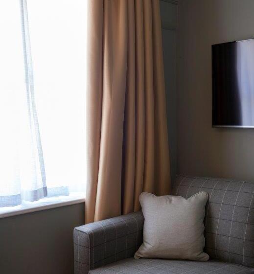 هتل The Greyhound Wetherspoon