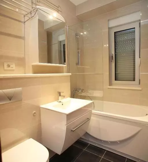 Hotel Villa Kampanel