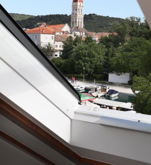 فندق Villa Kampanel