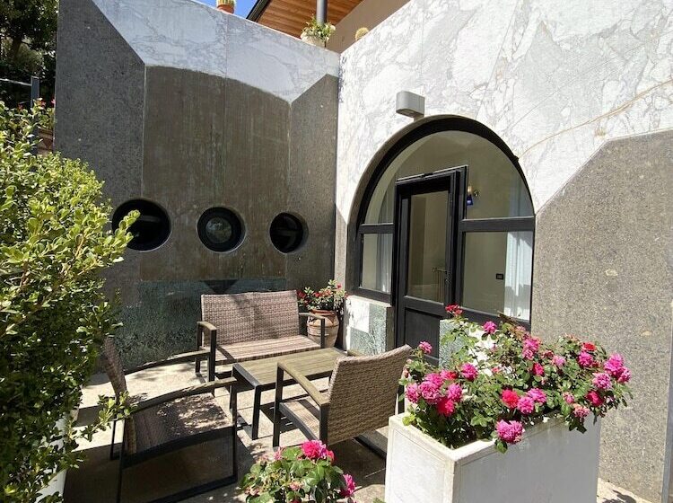 هتل Villa La Ventana