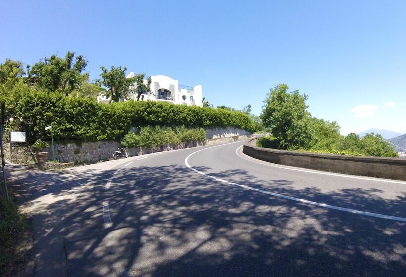 هتل Villa La Ventana