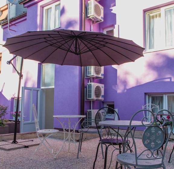 پانسیون Guesthouse Dubai