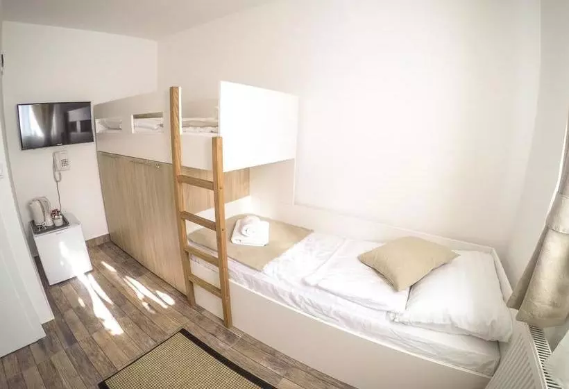 ペンション Guesthouse Dubai