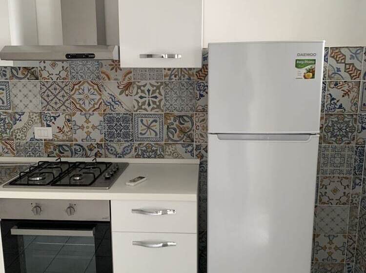 ペンション Residence R&b Tyrrhenum