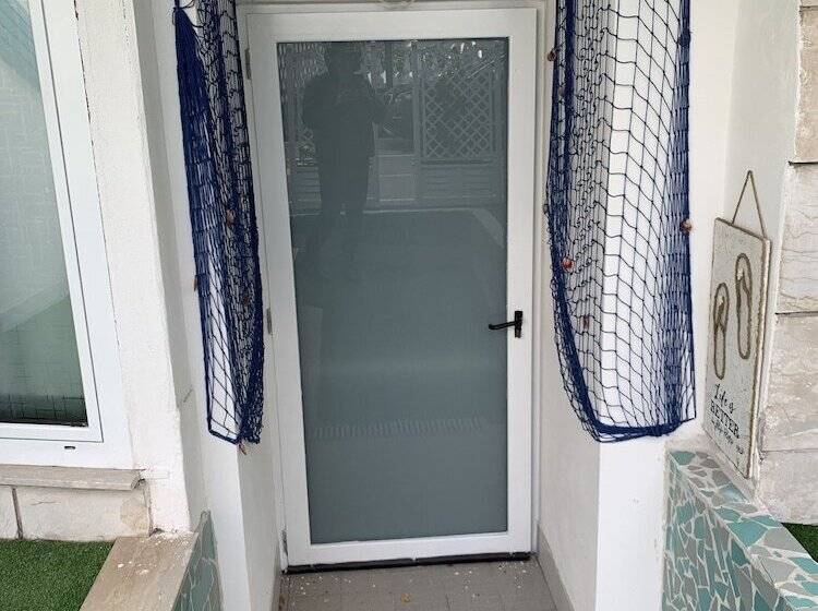 ペンション Residence R&b Tyrrhenum