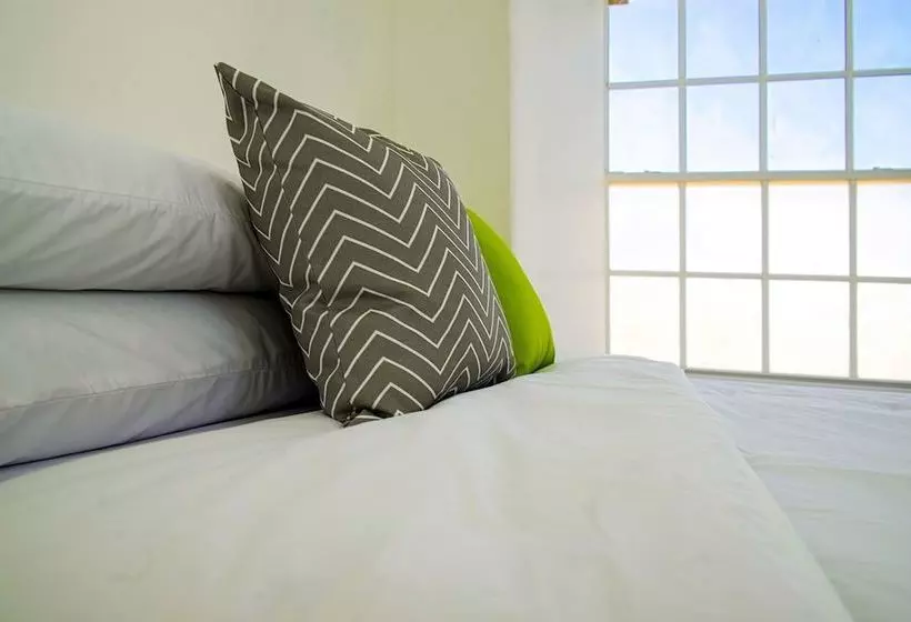 Beaumont Suites