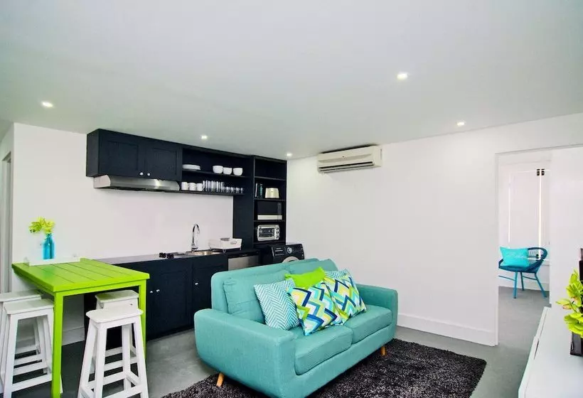 Beaumont Suites