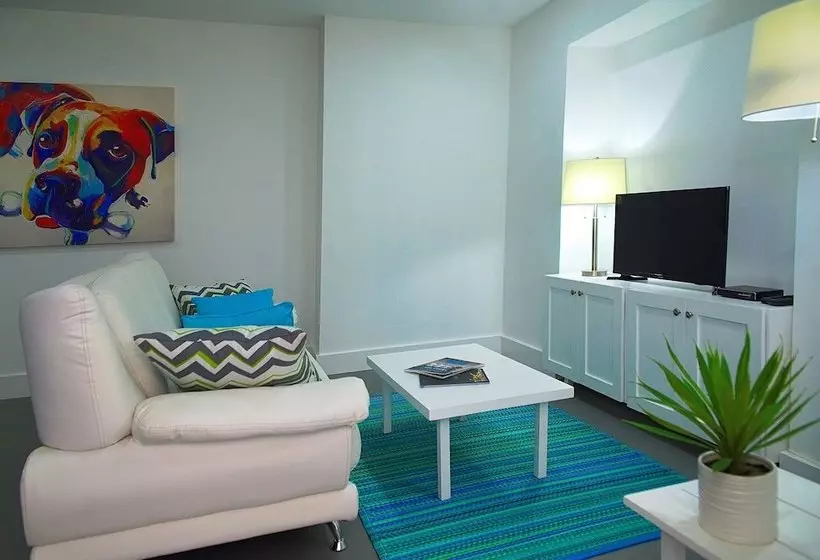 Beaumont Suites