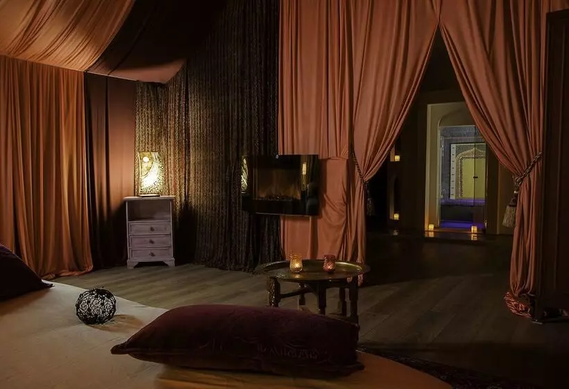 Aamiaismajoitus (B&B) Domaine De La Font Vineuse & Spa