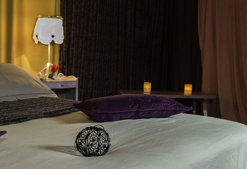 住宿加早餐  Domaine De La Font Vineuse & Spa