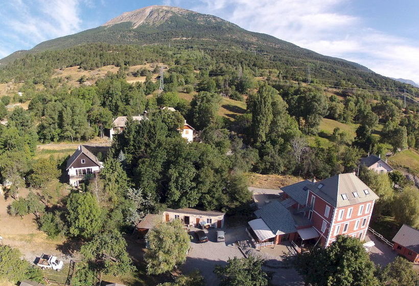 Pansiyon Gîte Les Dormillouses
