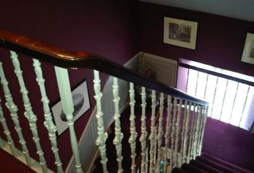 Hotelli Allandale House