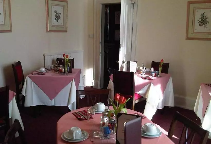 Hotelli Allandale House