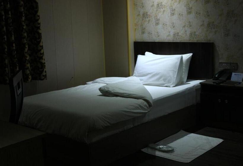 هتل Baghdad Intl. Airport