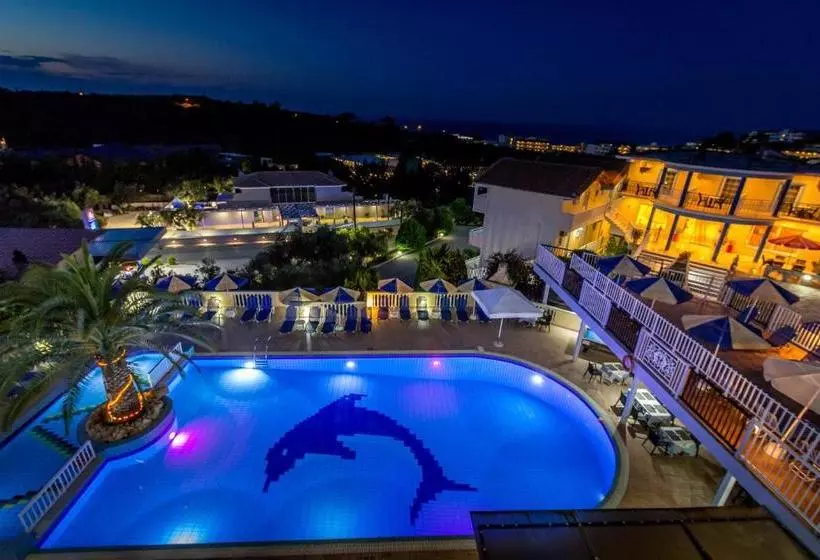 هتل Christina Apartments