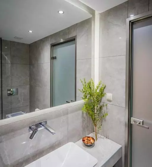 هتل Christina Apartments