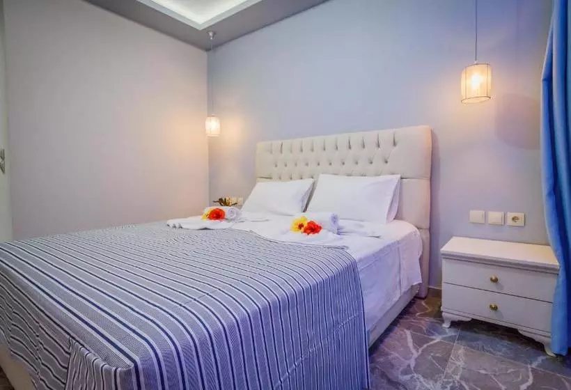 هتل Christina Apartments