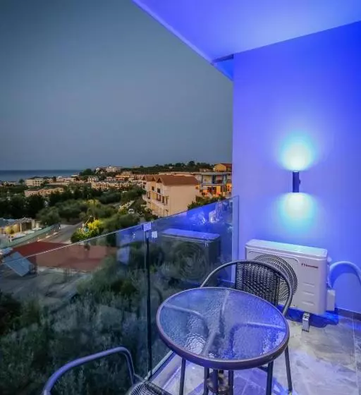 هتل Christina Apartments