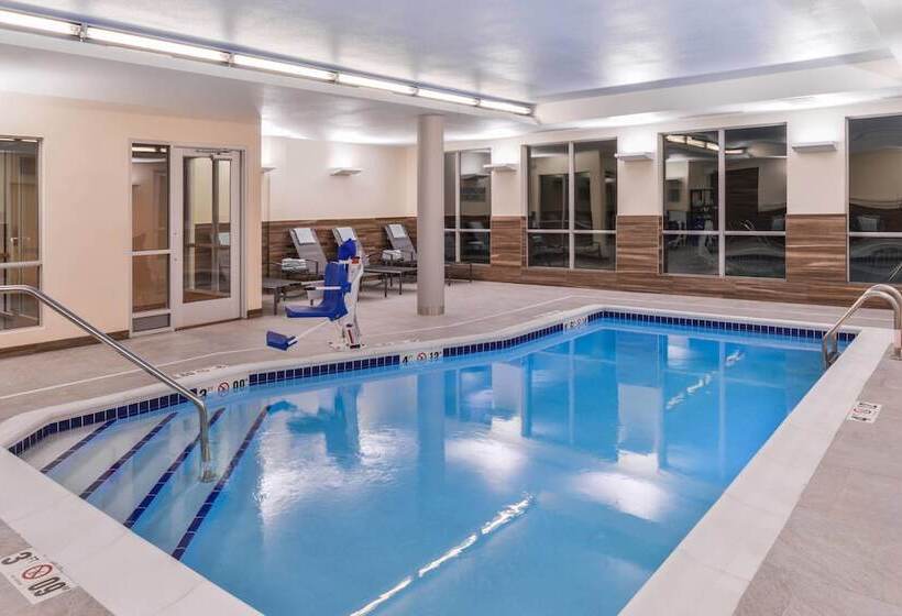 ホテル Fairfield Inn & Suites By Marriott Coralville