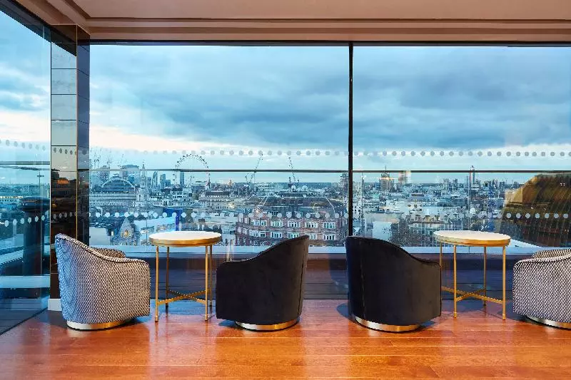 Hotelli Indigo London   1 Leicester Square, An Ihg