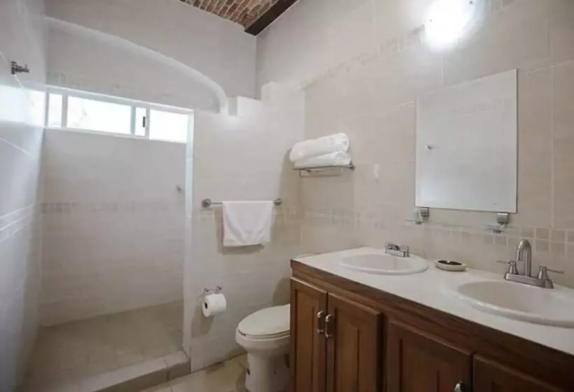 Hotelli Capital O La Joya Del Lago