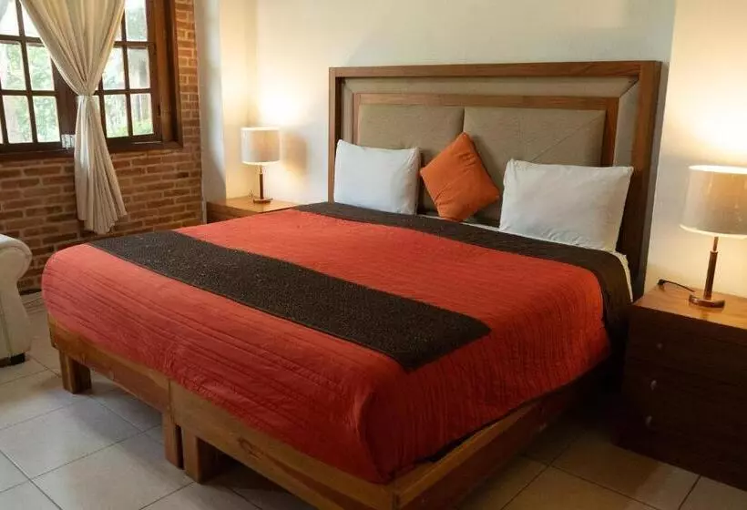 Hotelli Capital O La Joya Del Lago