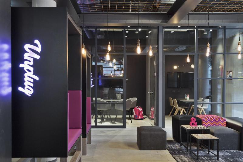 ホテル Moxy Frankfurt East