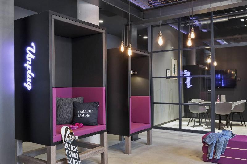 فندق Moxy Frankfurt East
