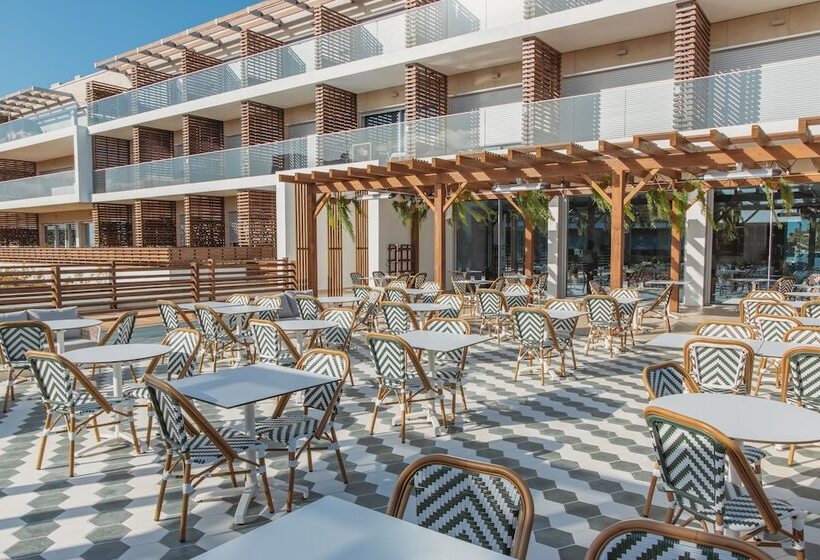 בית מלון כפרי Praia Do Sal Resort