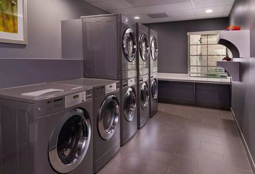 Hotelli Staybridge Suites   Lake Charles, An Ihg