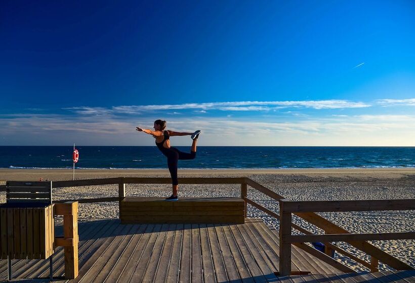 Отель The Prime Energize