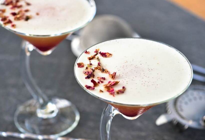 Отель The Prime Energize