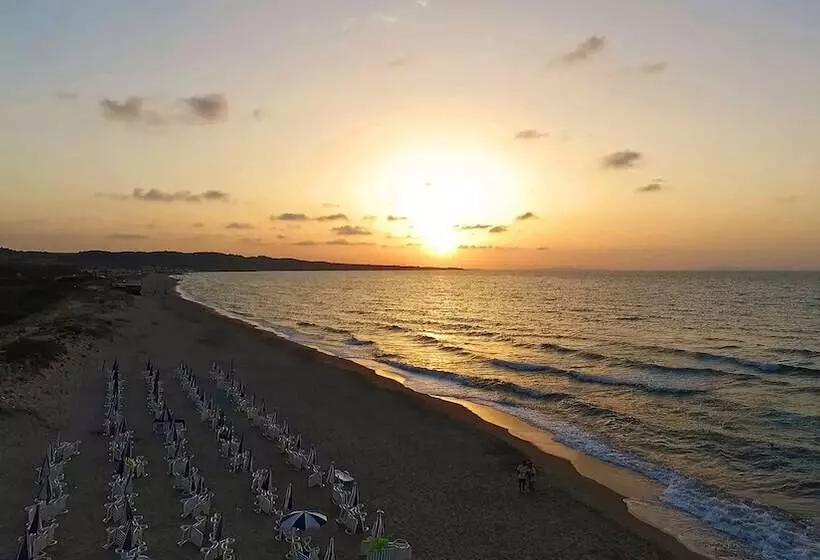 ホテル Villaggio Dei Pini