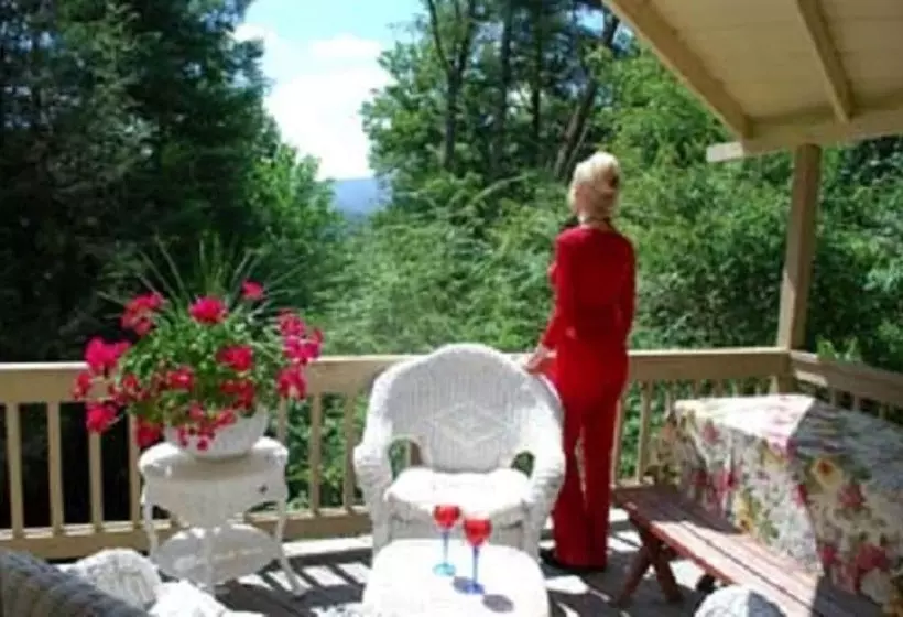 Aamiaismajoitus (B&B) Innisfree Boutique Inn By The Lake