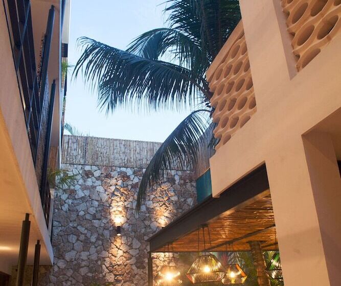 Latino Hotel Boutique