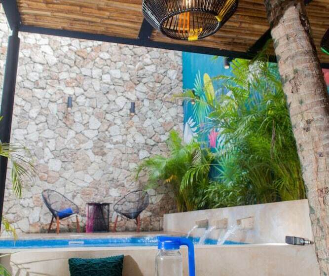 Latino Hotel Boutique