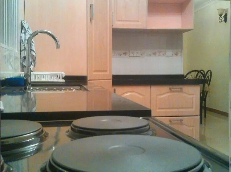 پانسیون Home Up Guest House