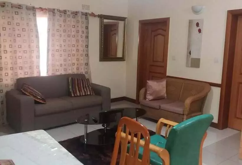 پانسیون Home Up Guest House