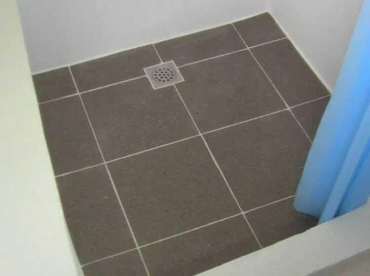 ペンション Roger S Place Gay Guesthouse   Caters To Gay Men