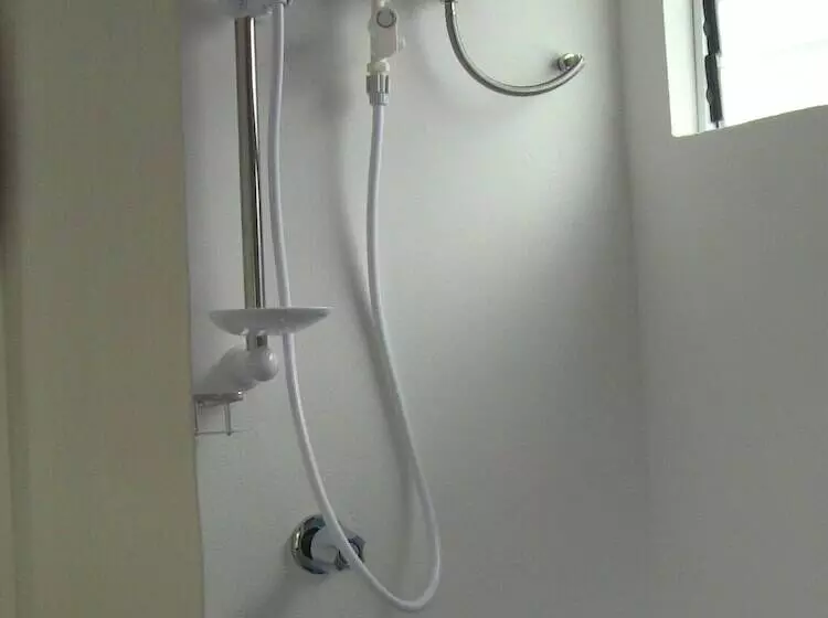 ペンション Roger S Place Gay Guesthouse   Caters To Gay Men